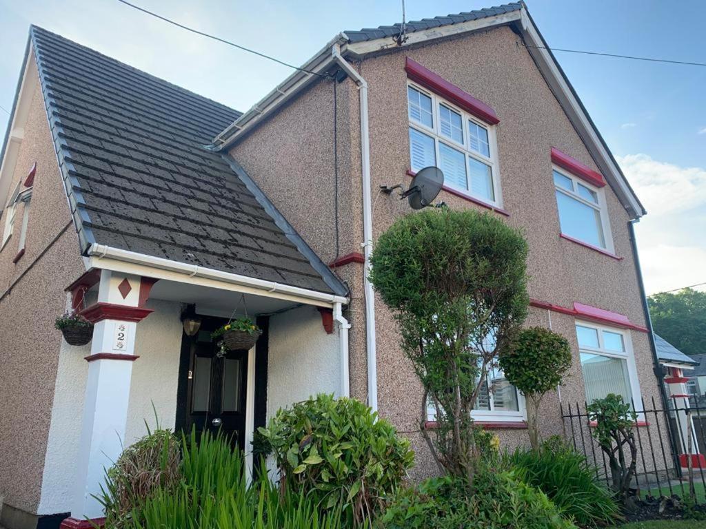 فيلا Tredegarفي Cosy, Dog Friendly House On The Fringe Of The Brecon Beacons المظهر الخارجي الصورة