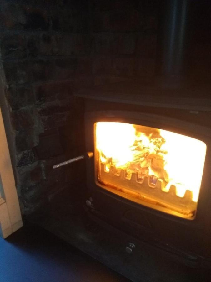 فيلا Tredegarفي Cosy, Dog Friendly House On The Fringe Of The Brecon Beacons المظهر الخارجي الصورة